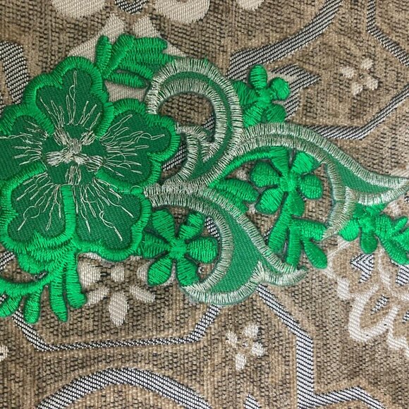 Kids Embroidery Patches Iron On Patch Craft Clothes Accessory Flower 1 Pair Set - Picture 9 of 9